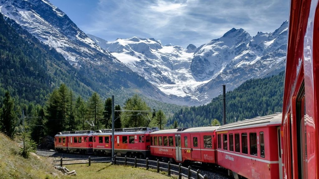 Top 19 des voyages en train parmi les plus beaux et abordables
