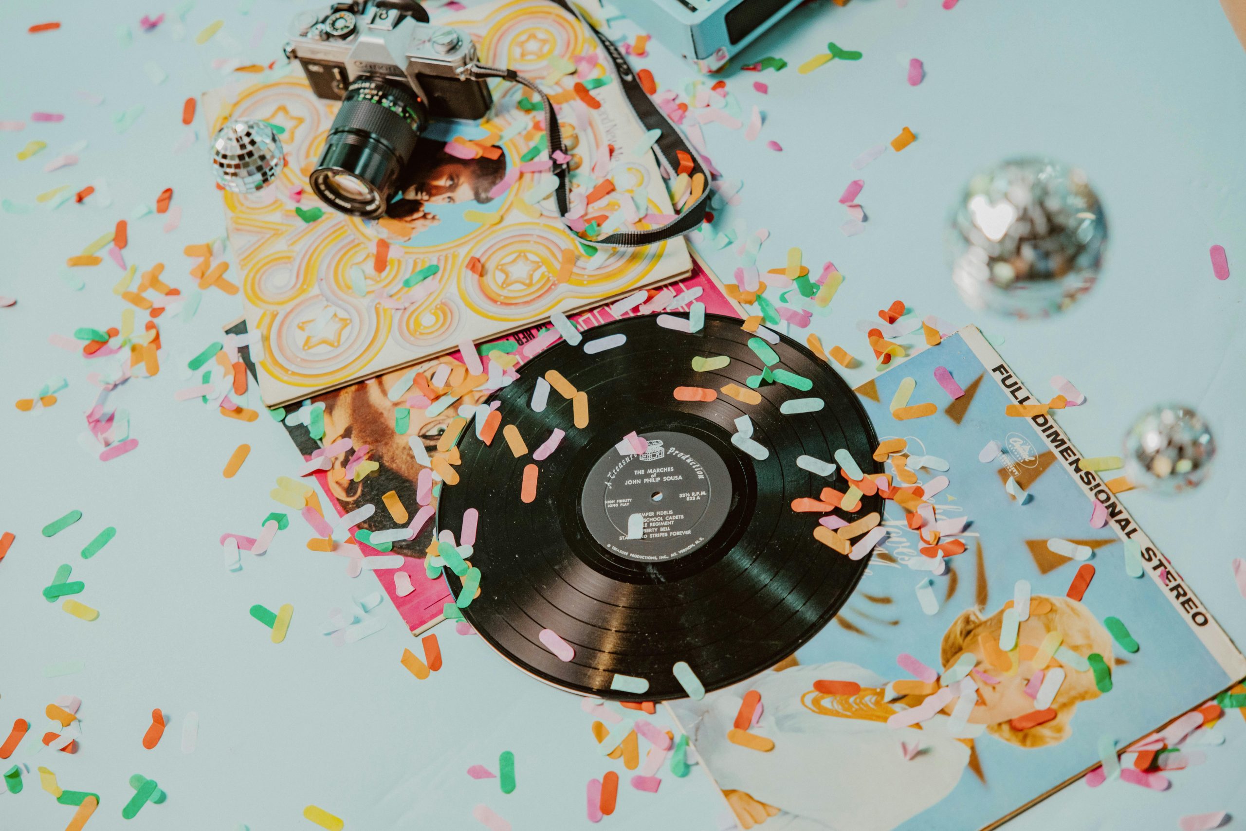 Top 9 des playlists parfaites pour les fêtes