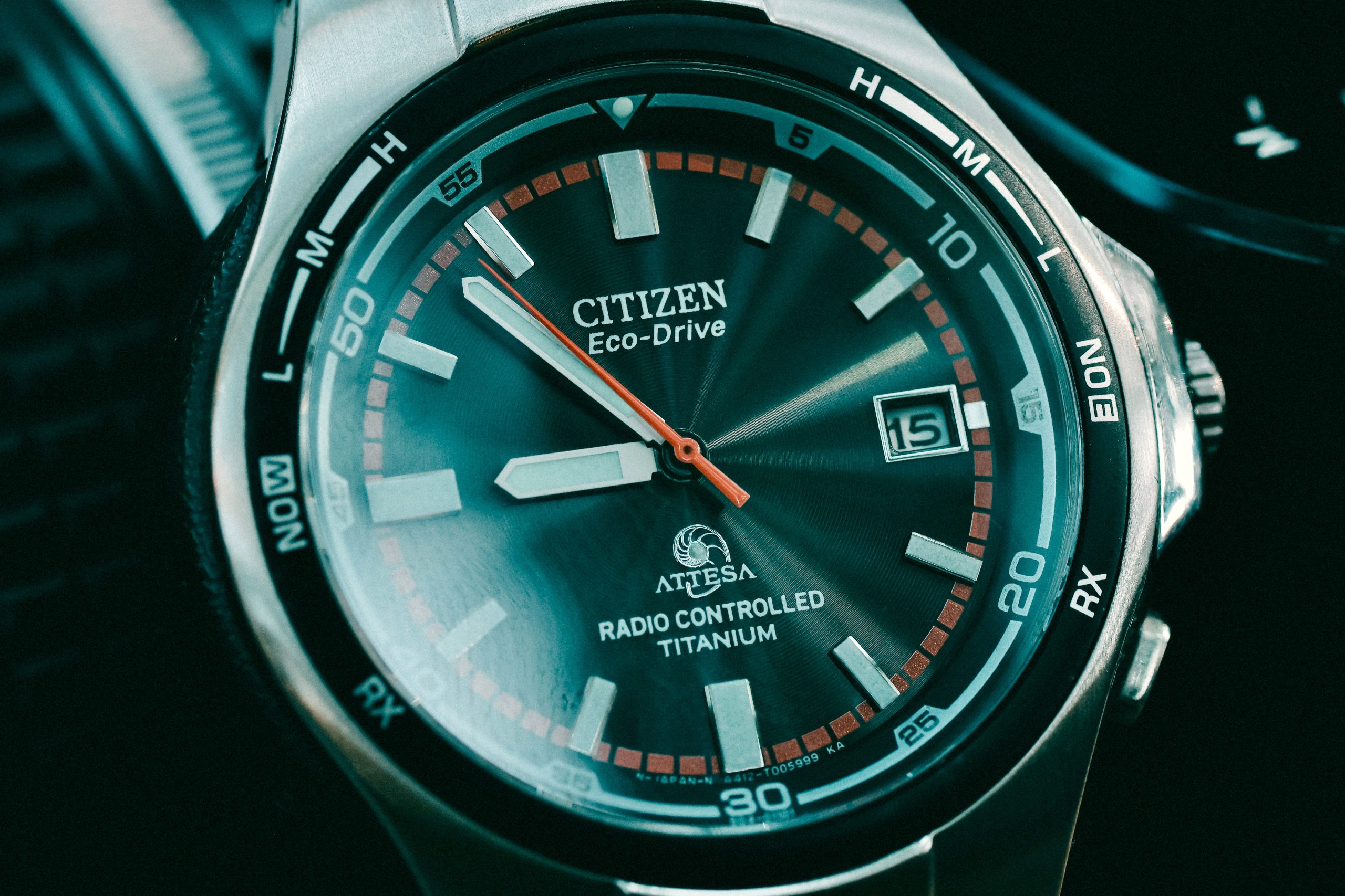 Top 12 des raisons d'acheter une montre de luxe d'occasion