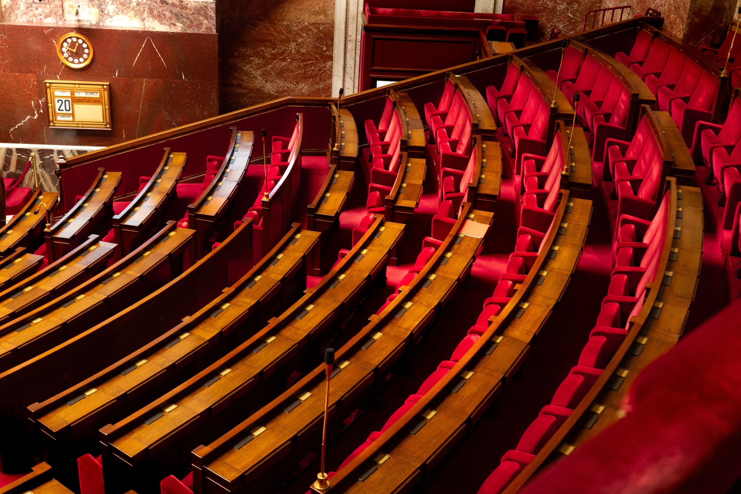 Top 8 des débats autour des confinements